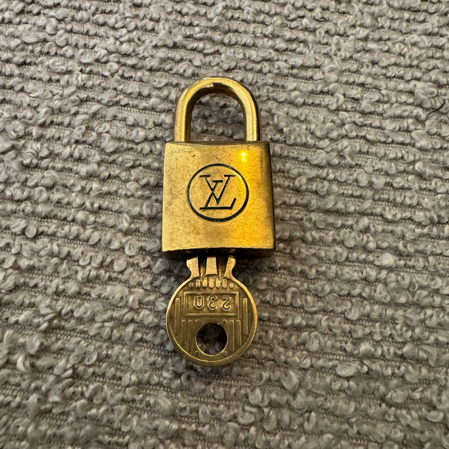 Louis Vuitton Schloss (Padlock) – Original Ersatzschloss