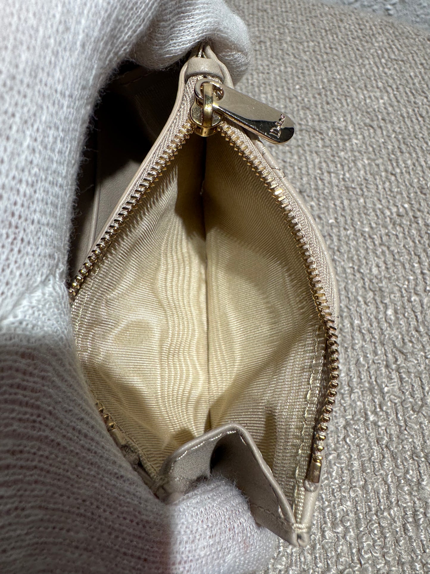 Christian Dior Lady Dior Lotus Geldbörse – Beige