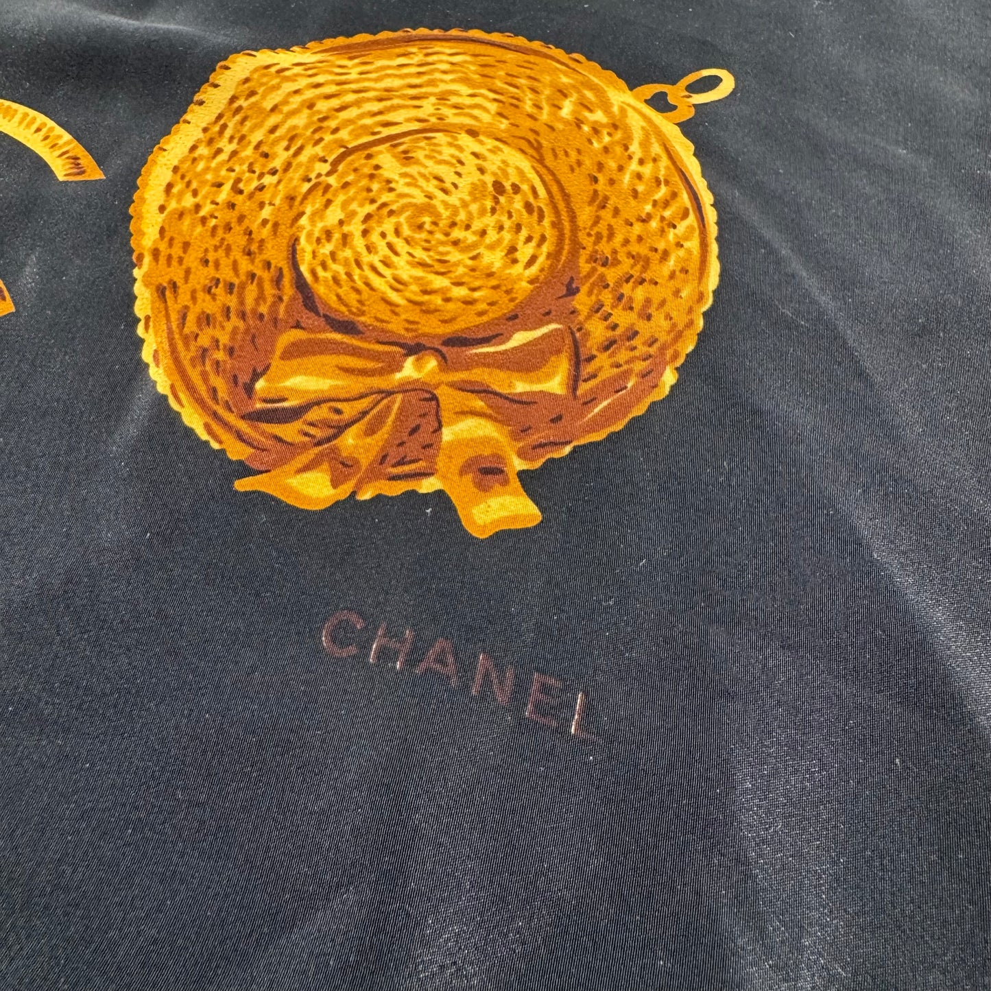 Chanel Seidentuch Schwarz / Gold