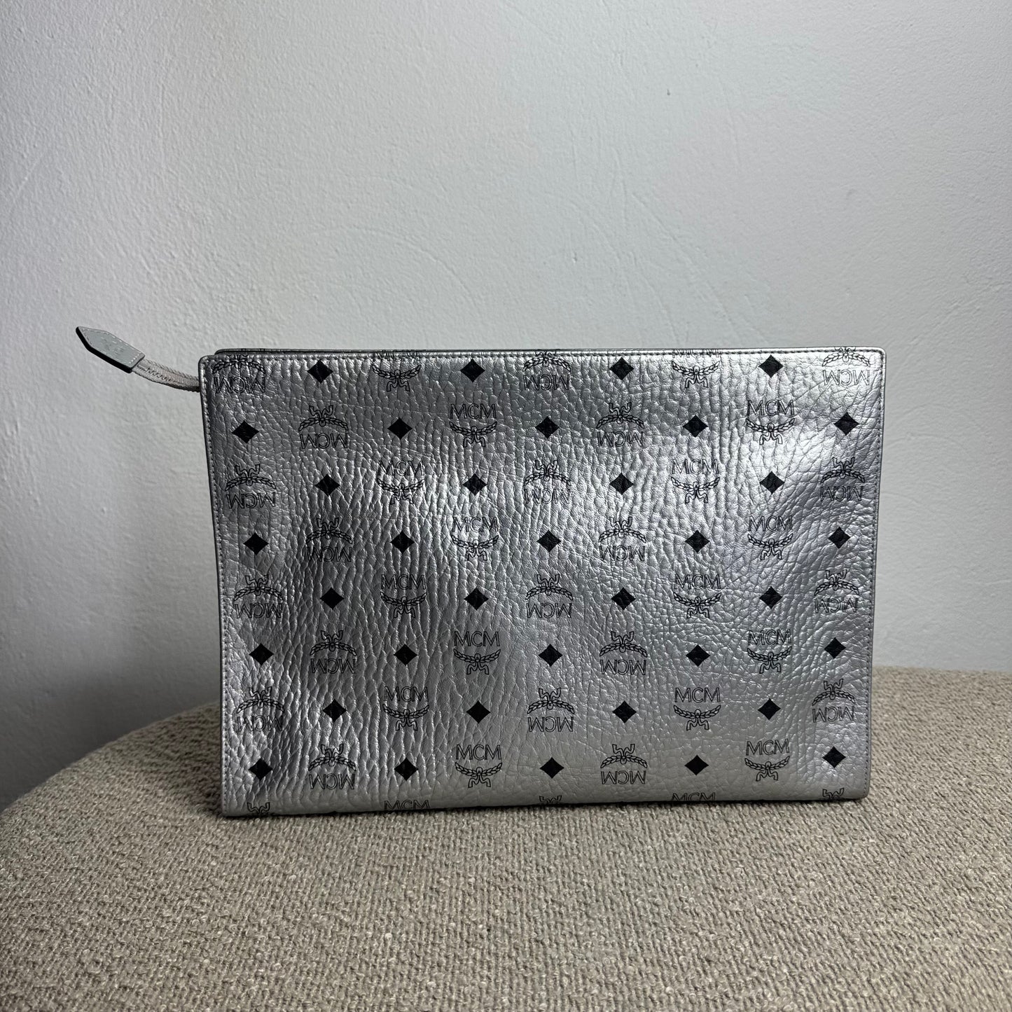 MCM Visetos Clutch Silber