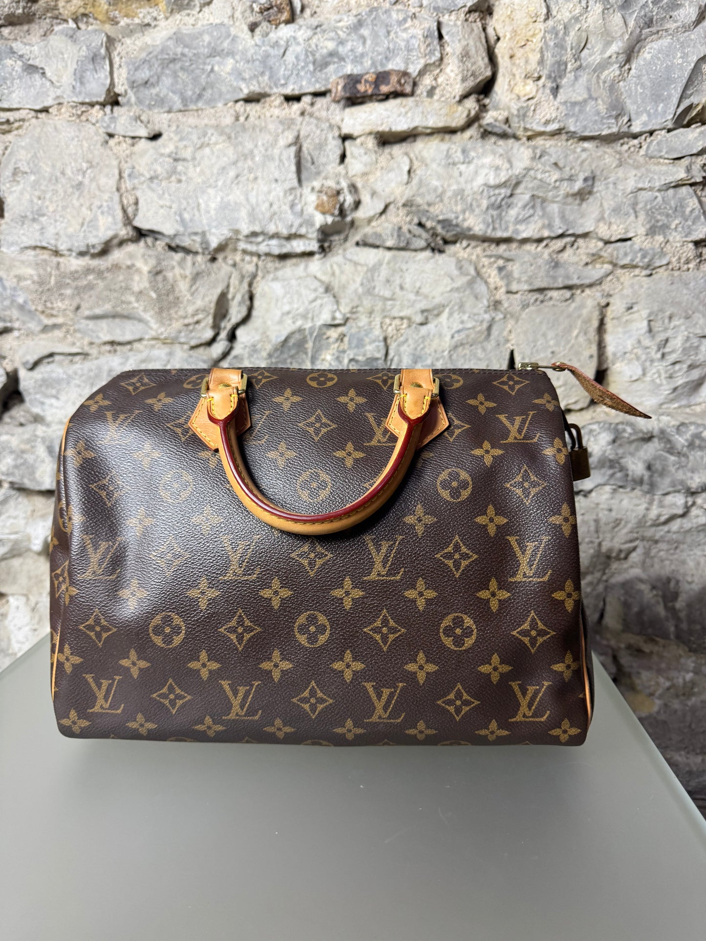 Louis Vuitton Speedy 30 – Monogram