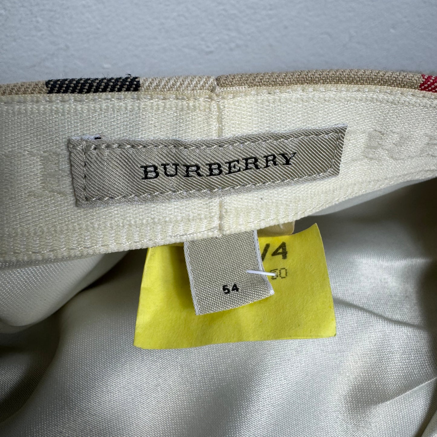 Burberry Vintage Check Flat Cap