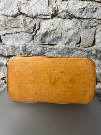 Louis Vuitton Alma Monogram mit Trageriemen