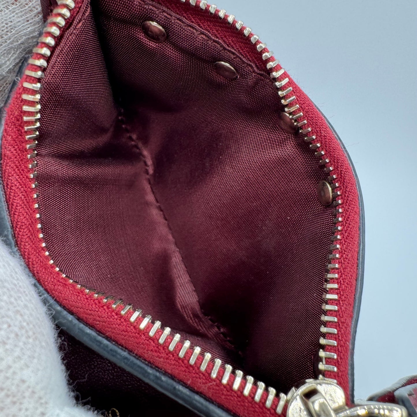 Valentino Garavani Rockstud Geldbeutel – Burgundy