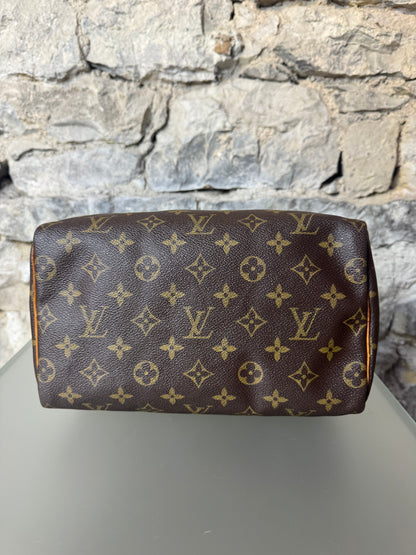 Louis Vuitton Speedy 25 – Monogram