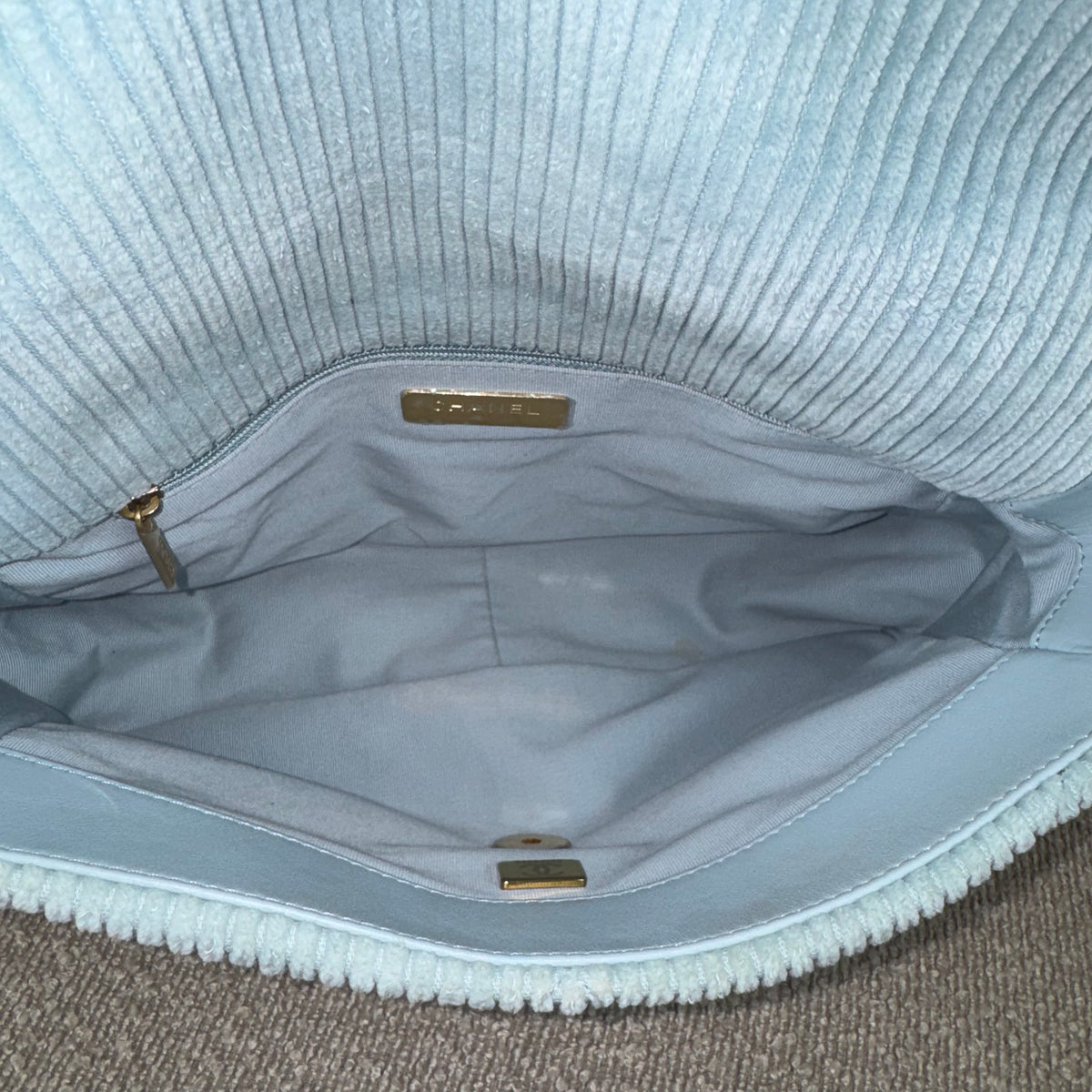 Chanel 19 Corduroy Flap Bag – Light Blue