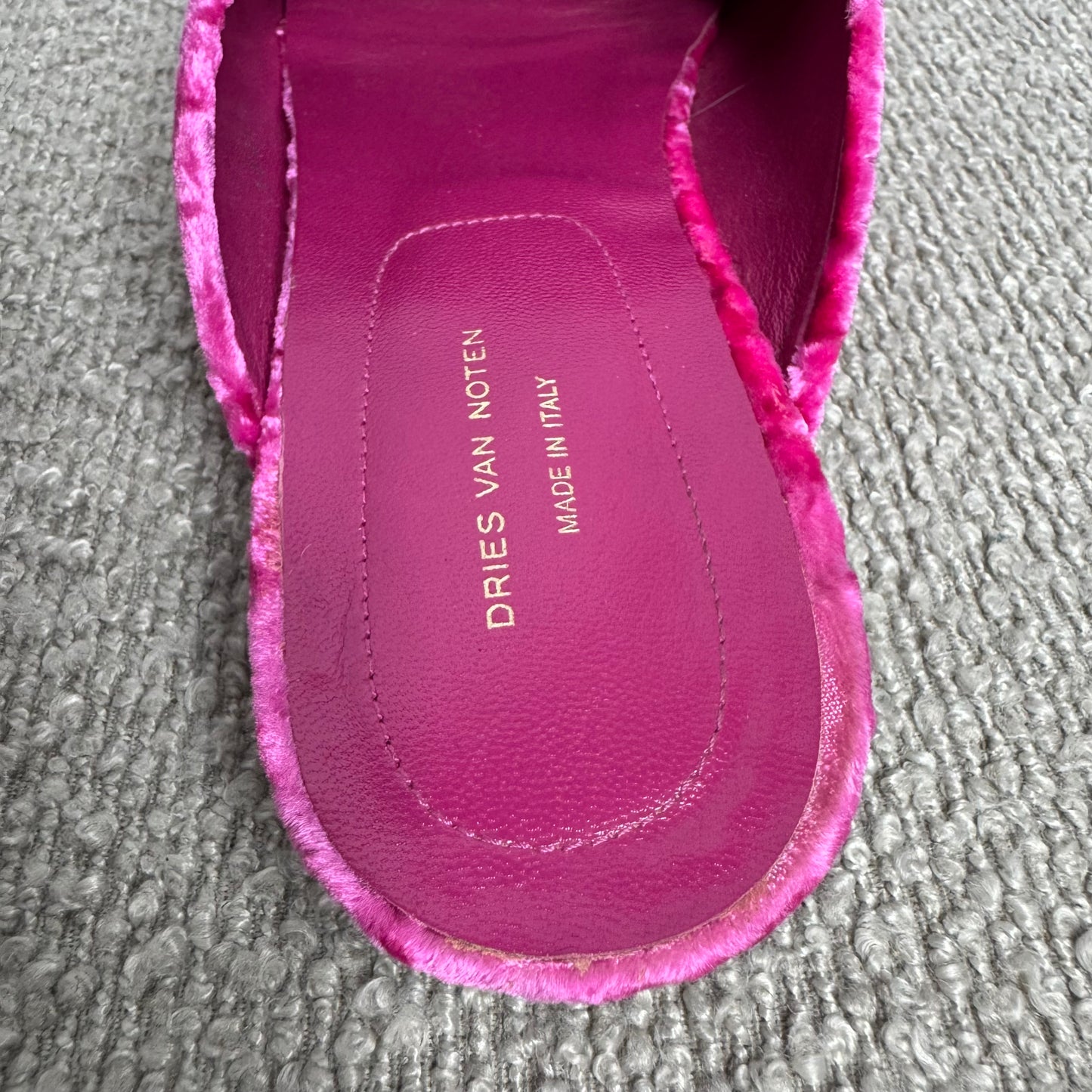 Dries Van Noten Pantoletten aus Samt Gr. 39,5