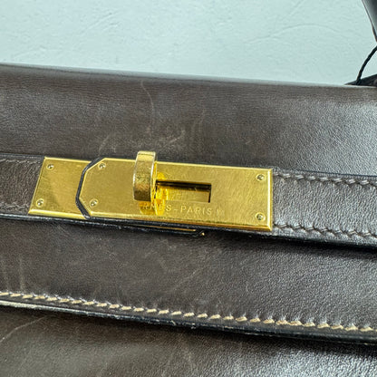 Hermès Vintage Kelly 32 – Dunkelbraun / Gold – 1992