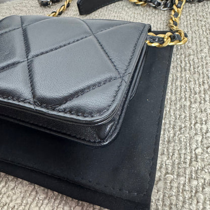 Chanel 19 Wallet on Chain