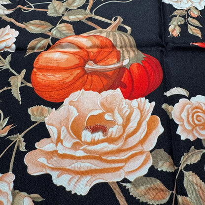 Salvatore Ferragamo Vintage "Harvest Pumpkin & Floral" Seidentuch