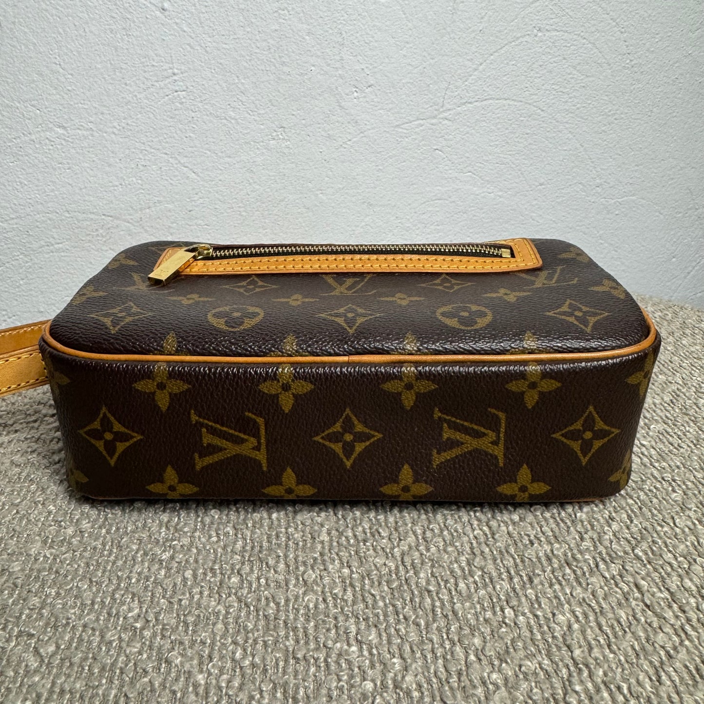 Louis Vuitton Pochette Cité Monogram Canvas