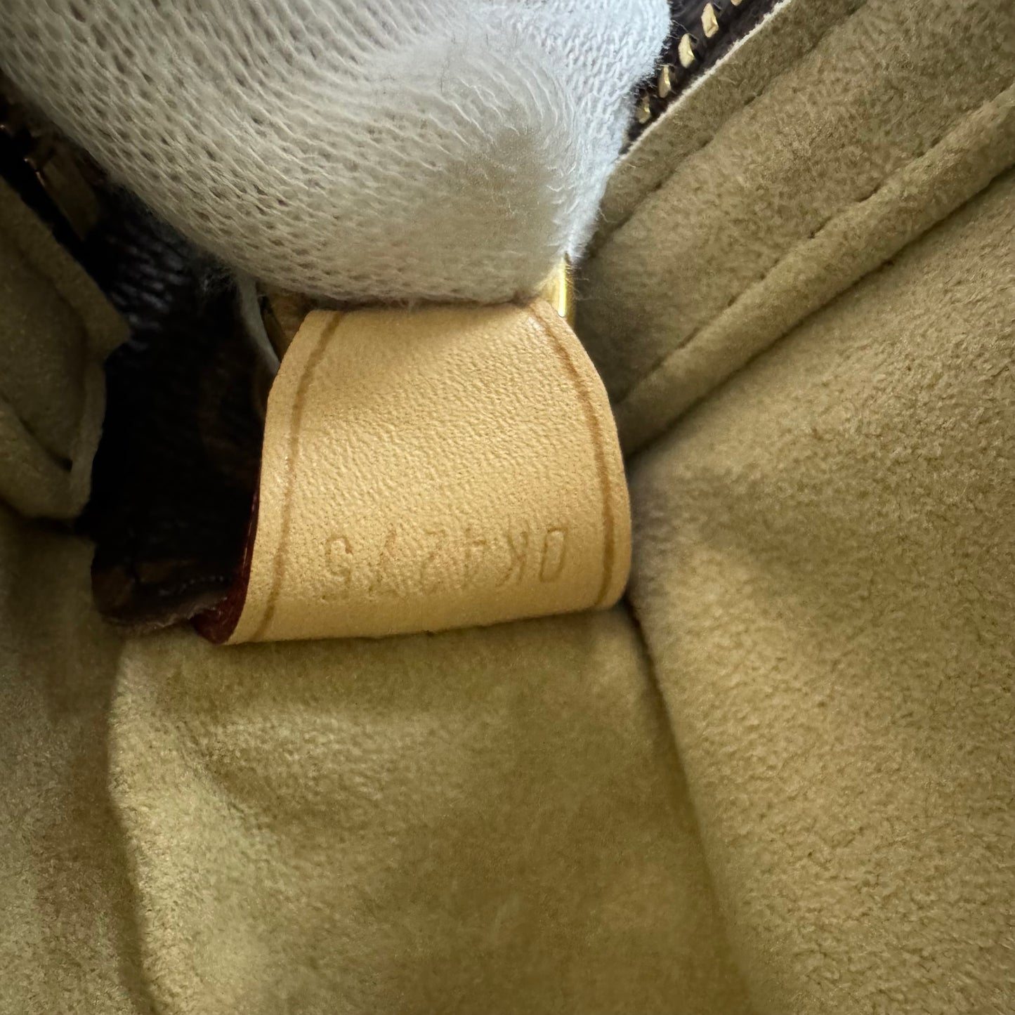Louis Vuitton Looping GM Monogram