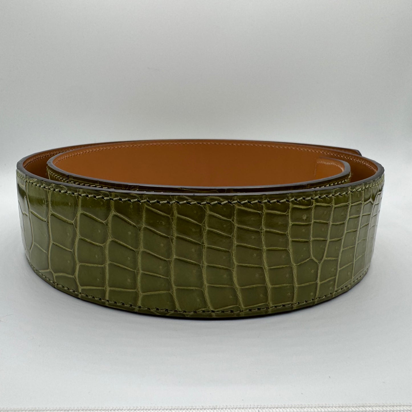 Hermès Shiny Porosus Krokodilleder Gürtelriemen – Grün – 85 cm / 40 mm