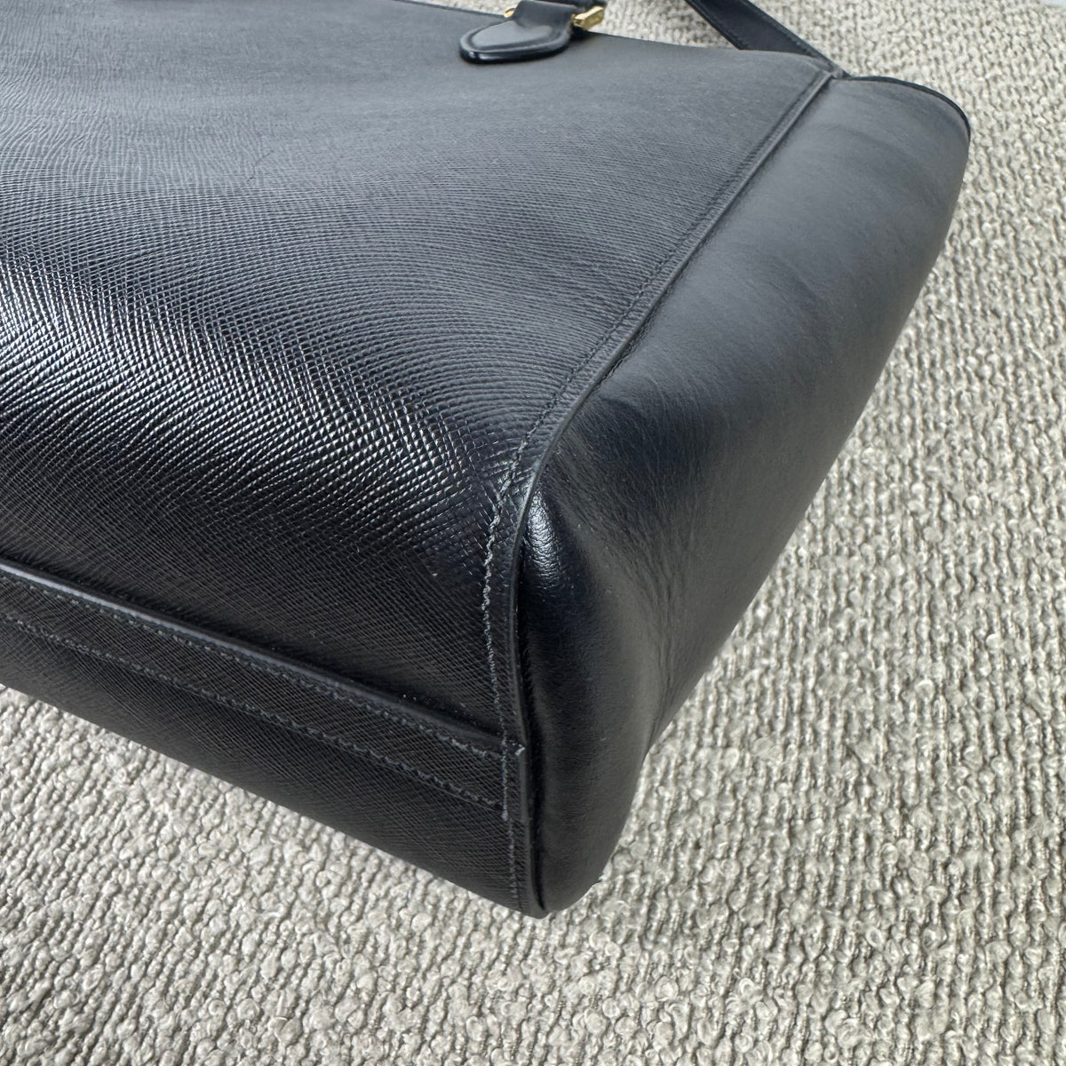 Prada Saffiano Shopper – Schwarz