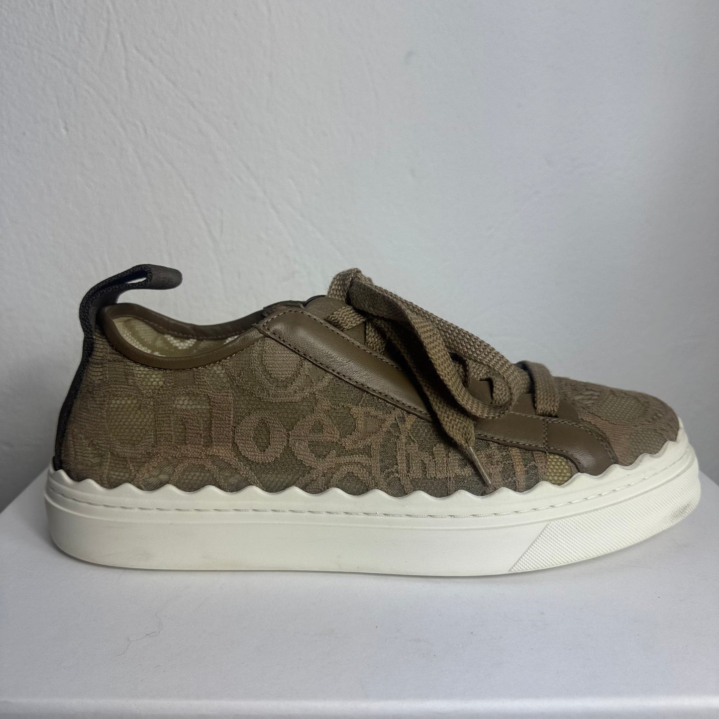 Chloé Lauren Lace Sneaker – Dark Grey (Size 41)