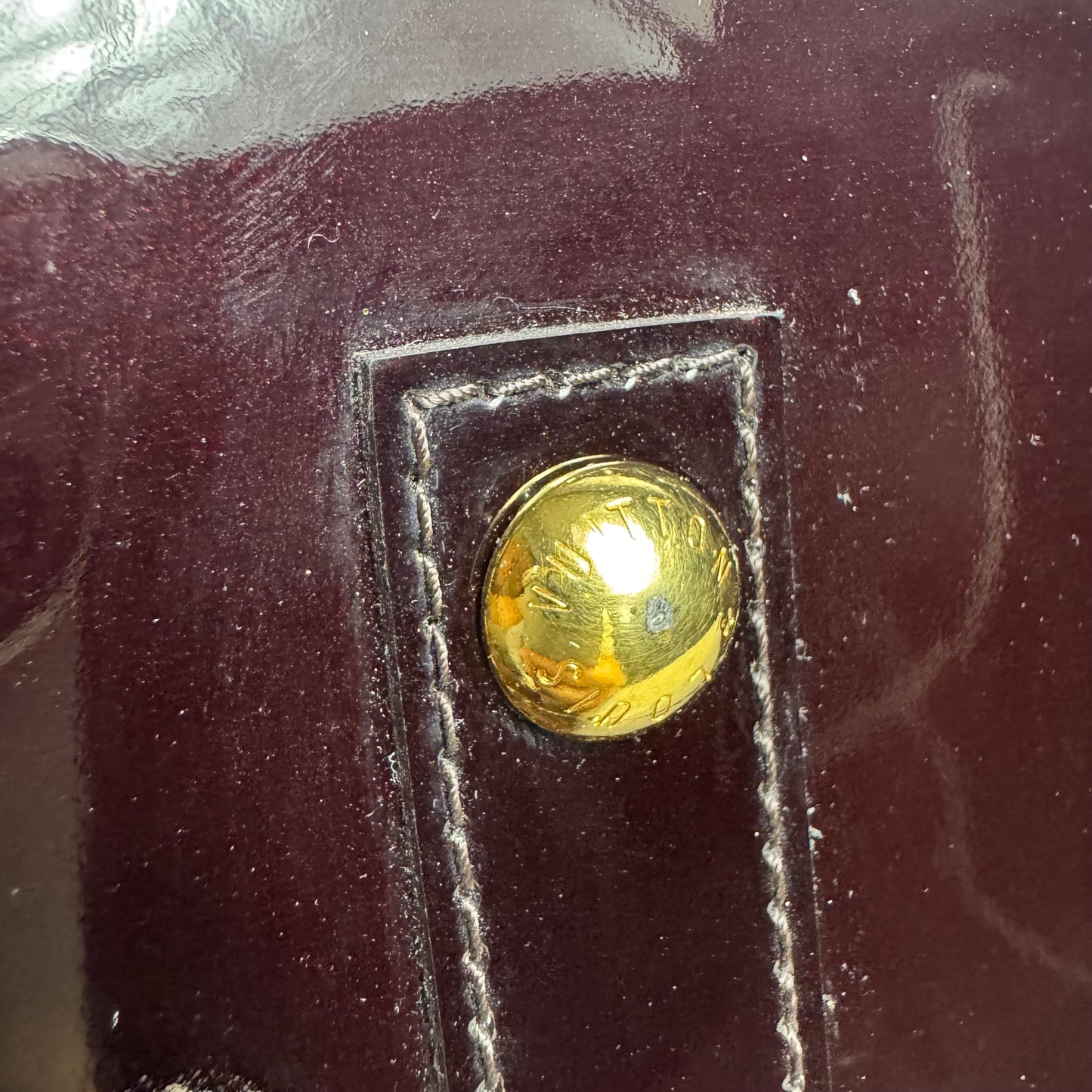 Louis Vuitton Alma MM – Vernis Bordeaux