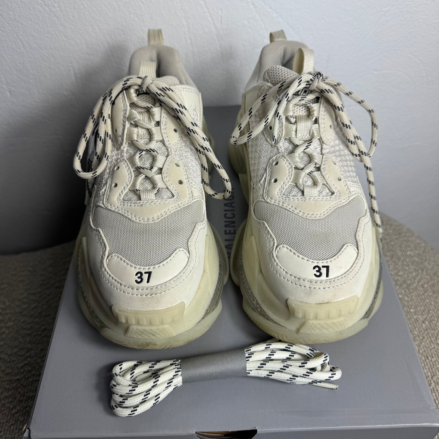 Balenciaga Triple S Clear Sole – Größe 37