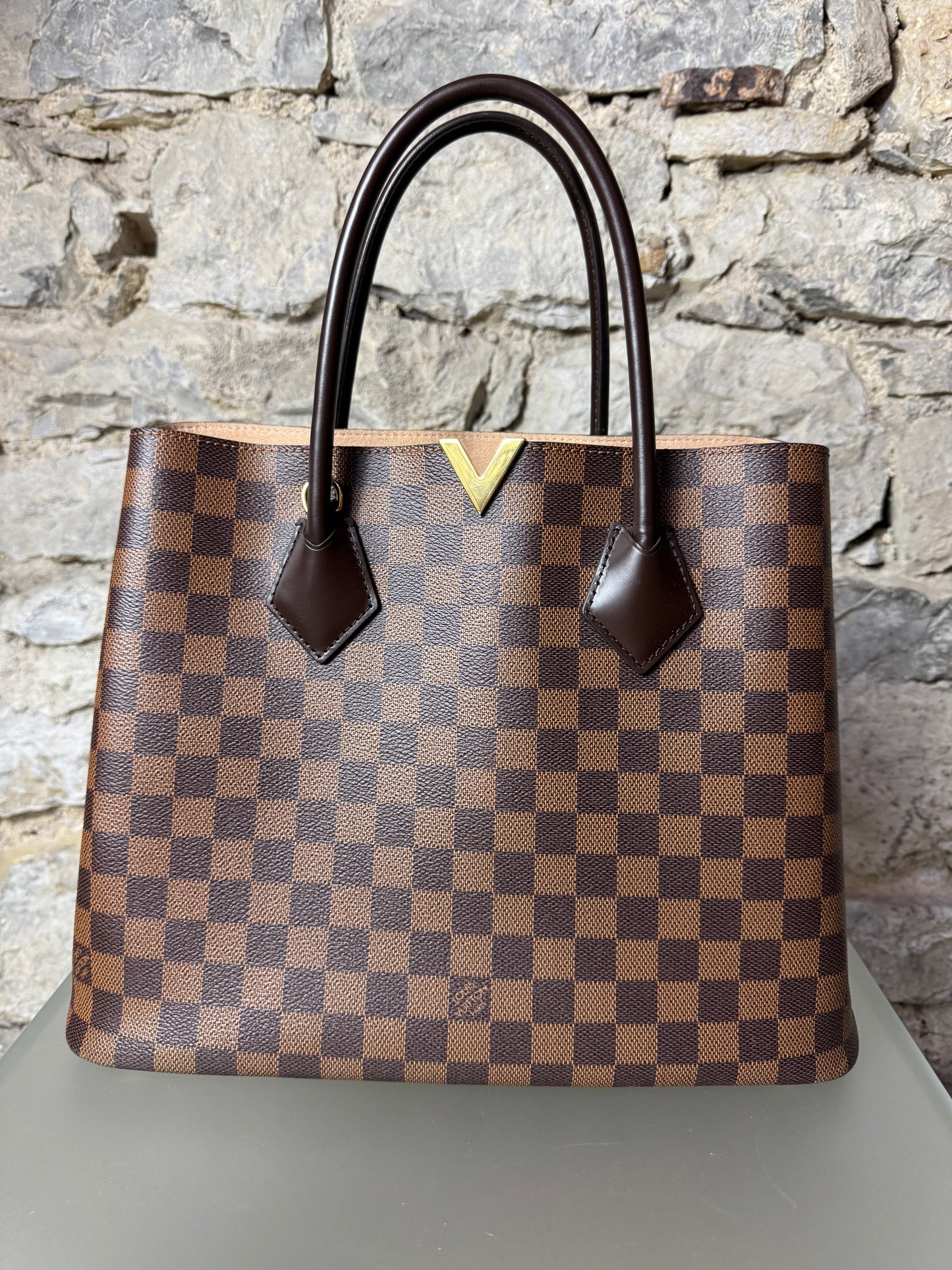 Louis Vuitton Kensington