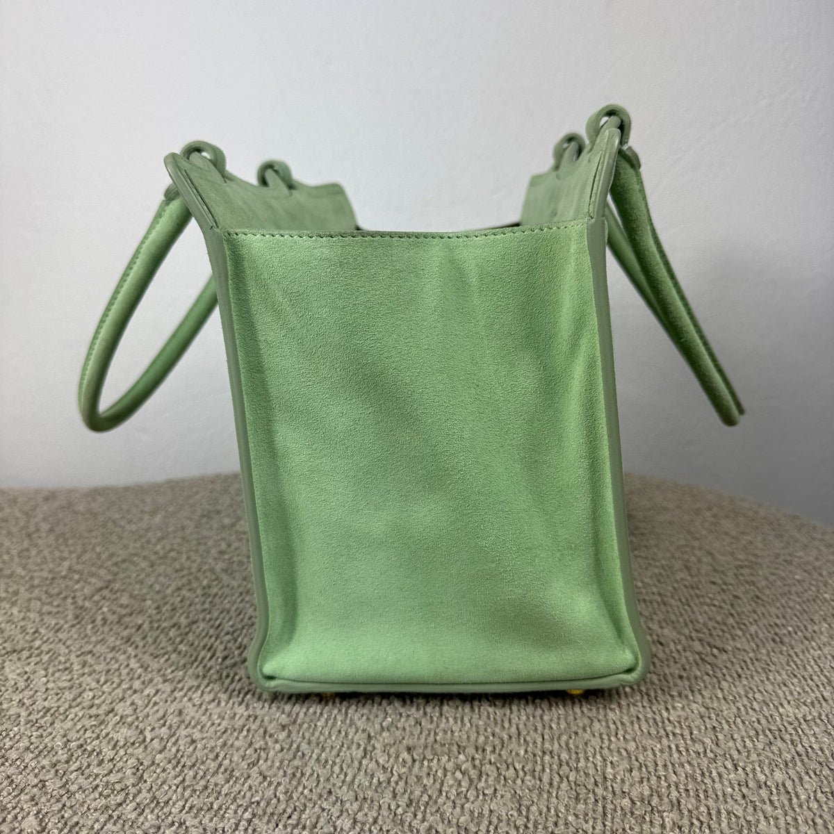 Giorgio Armani Suede Tote – Mint aus Veloursleder