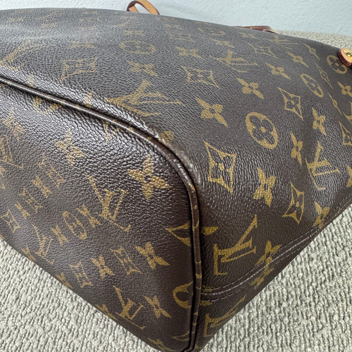 Louis Vuitton Neverfull MM – Monogram Canvas