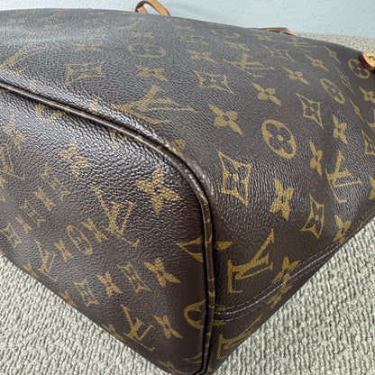 Louis Vuitton Neverfull MM – Monogram Canvas