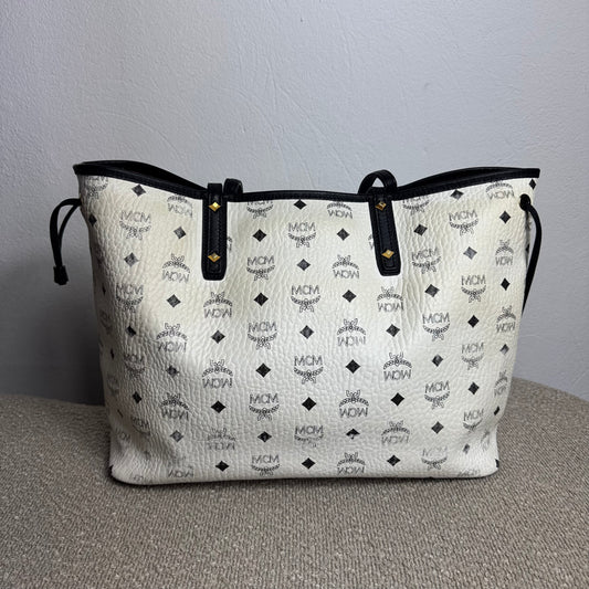 MCM Liz Reversible Shopper Medium Visetos Weiß