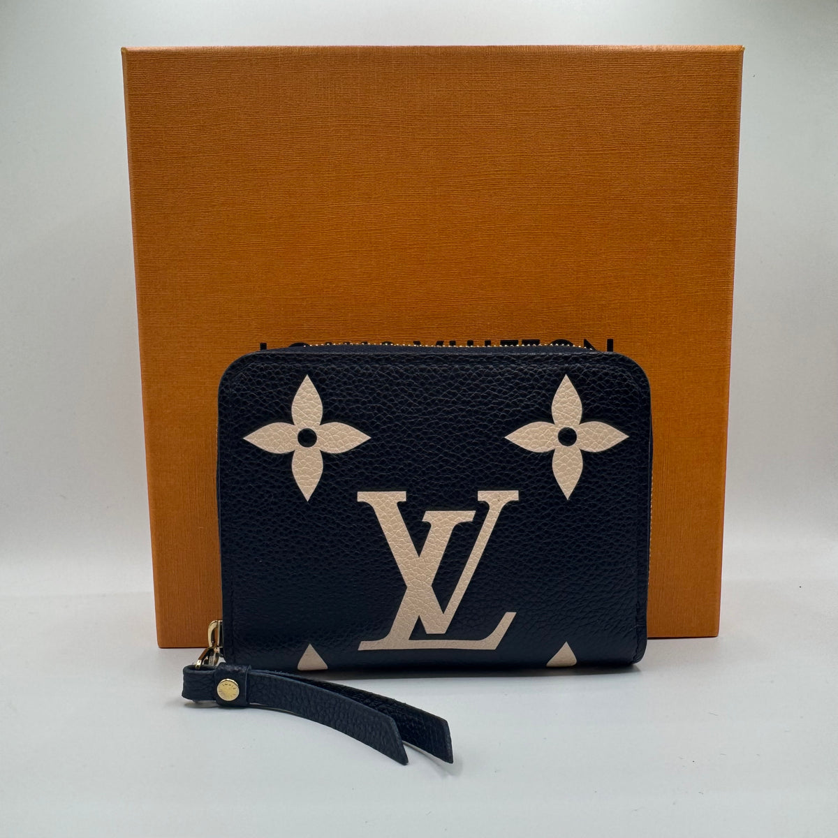 Louis Vuitton Zippy Geldbeutel – Monogram Empreinte Giant – Dunkelblau