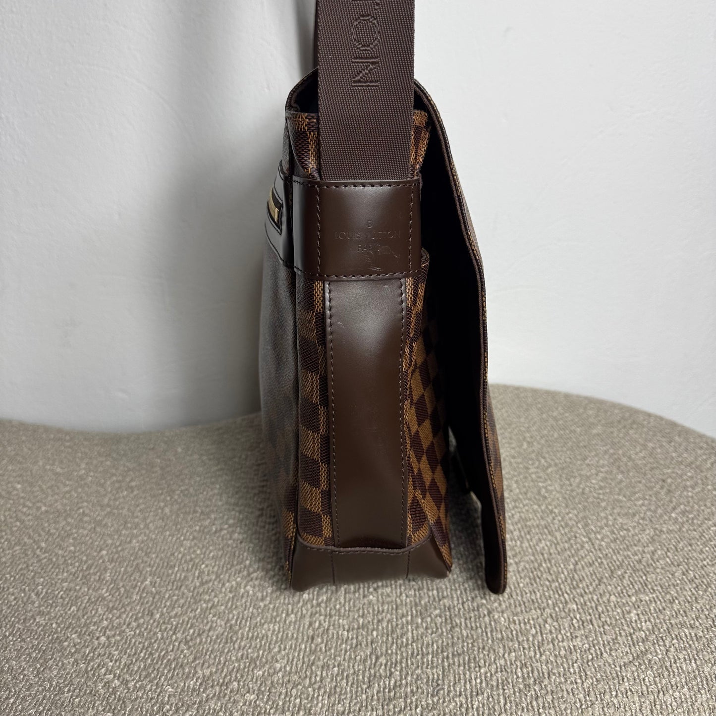 Louis Vuitton Bastille Messenger Bag Damier Ebene