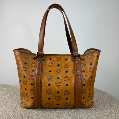 MCM Shopper – Visetos Cognac