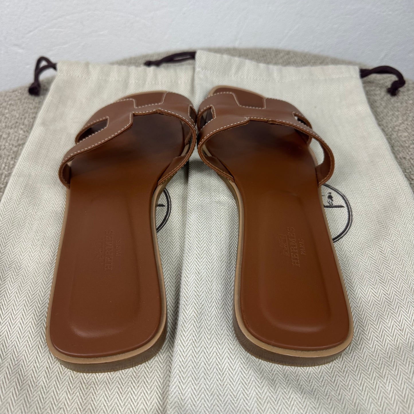 Hermès Oran Sandalen – Braun – Gr. 38,5