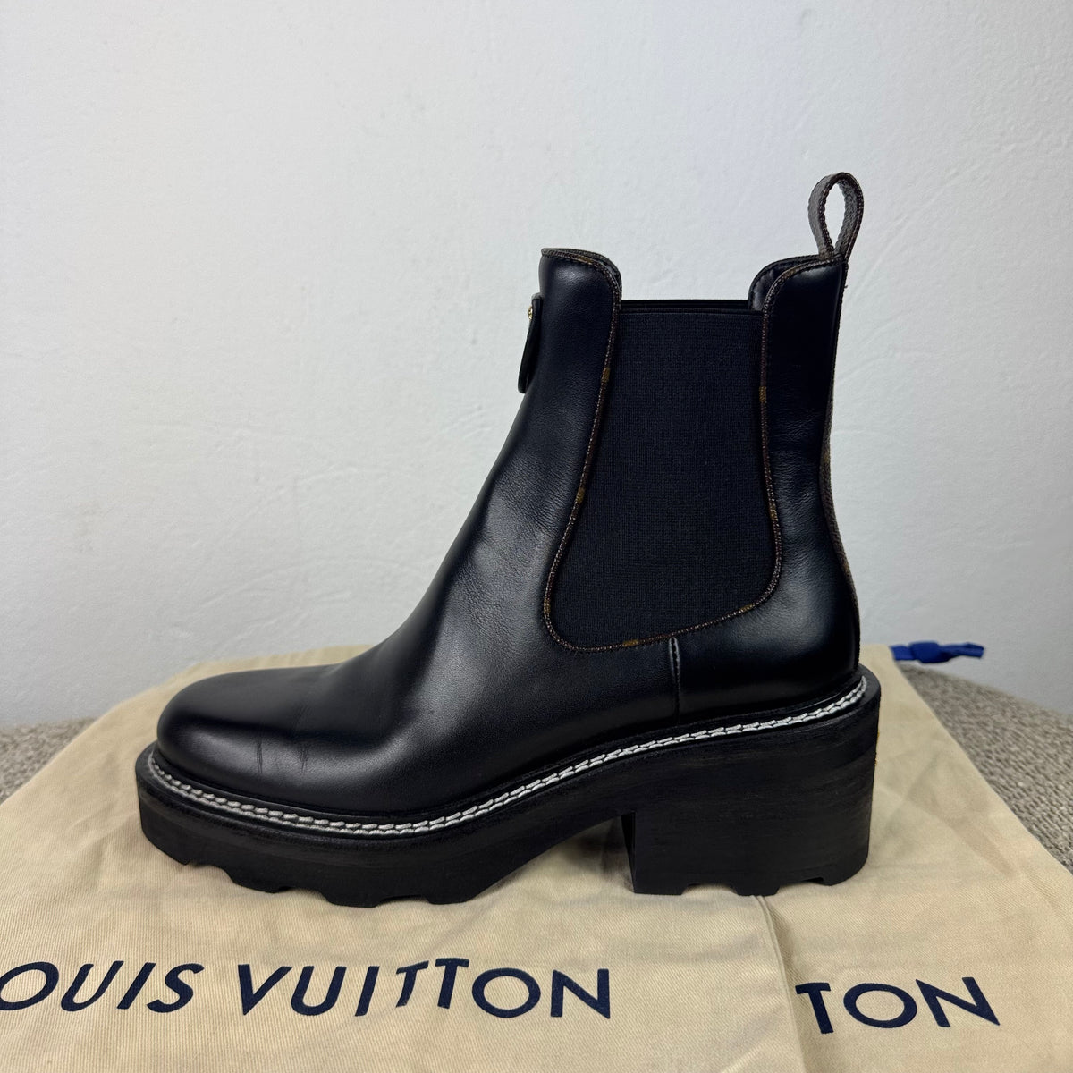 Louis Vuitton Beaubourg Leder Stiefel – Schwarz – Gr. 38,5