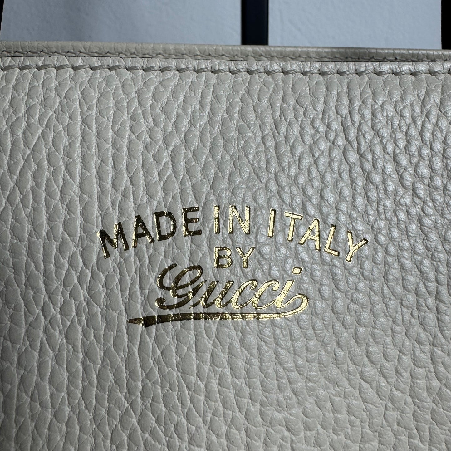 Gucci Swing Medium Tote Beige / Off-White