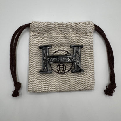 Hermès Hand-Engraved Touareg H Schnalle – Sterling Silber