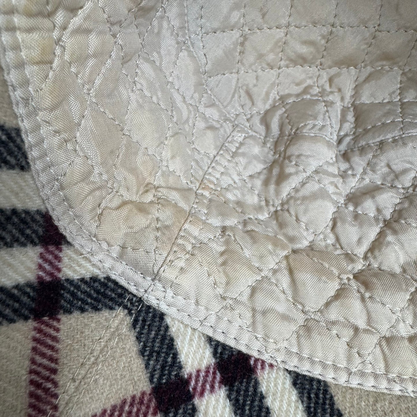 Burberry Bucket Hat Vintage Check