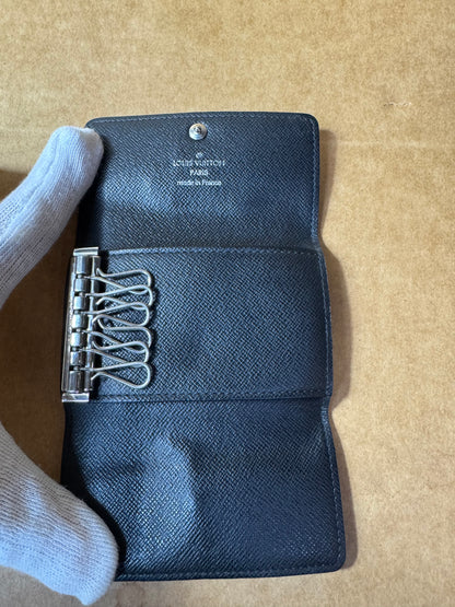 LOUIS VUITTON Damier Graphite Multicle 6