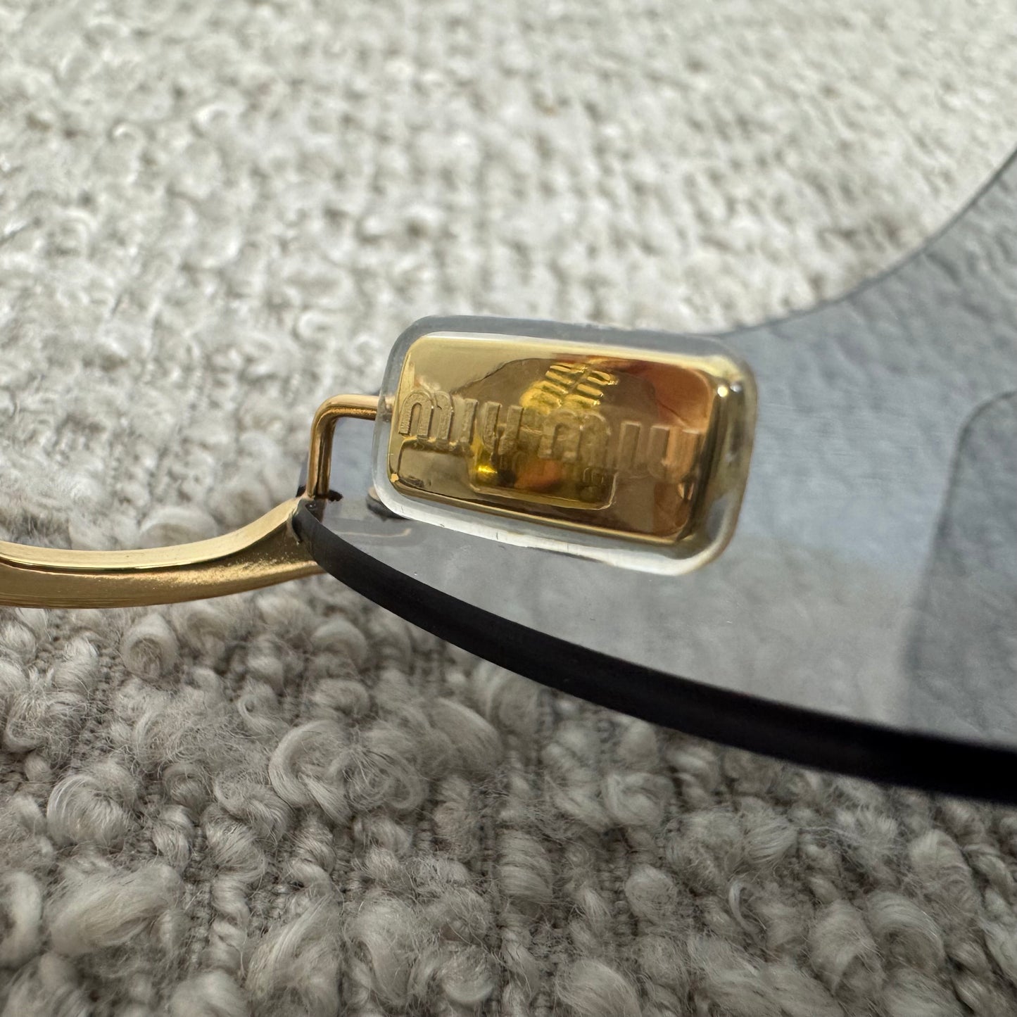 MiuMiu Sonnenbrille Aube Shield