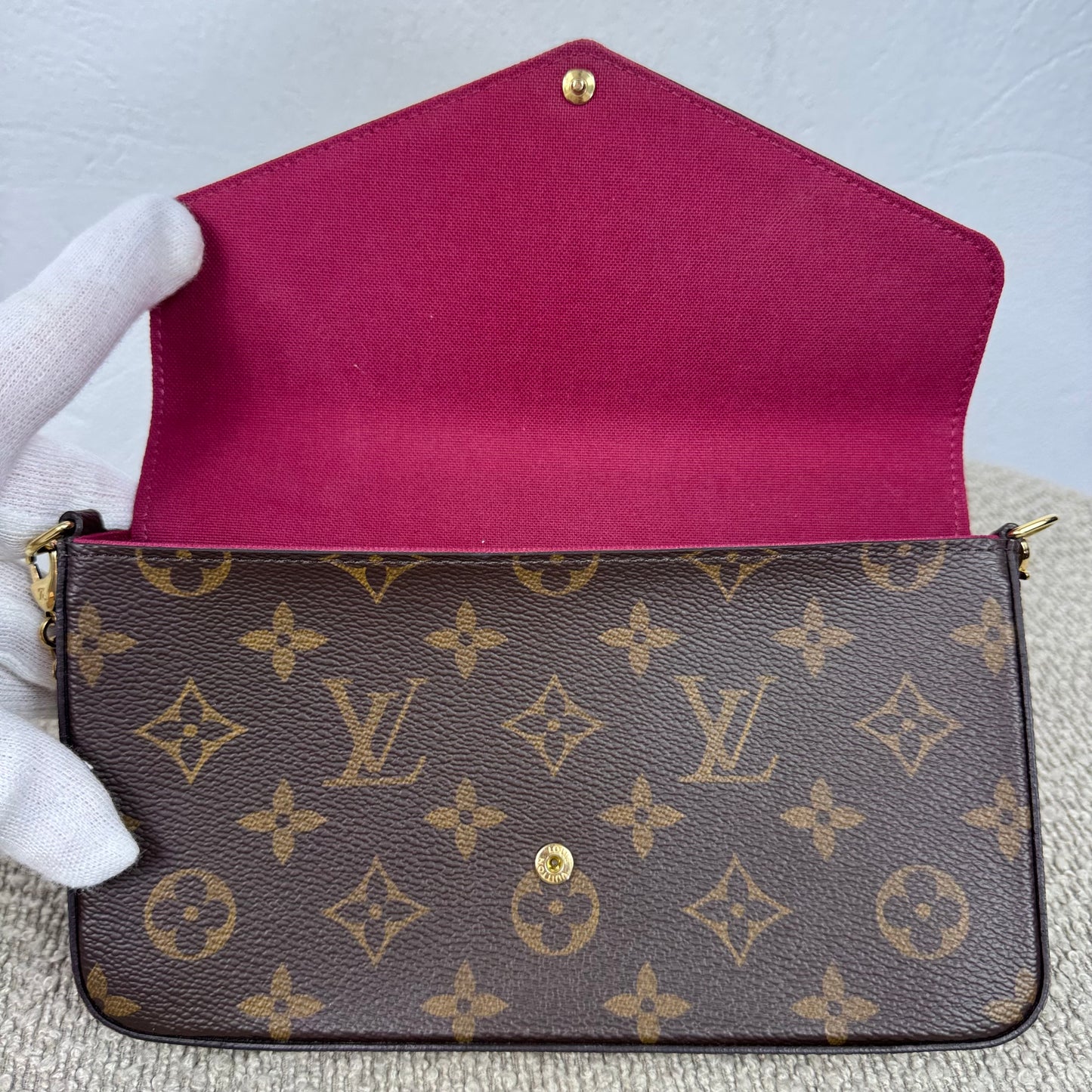 Louis Vuitton Félicie Pochette – Monogram