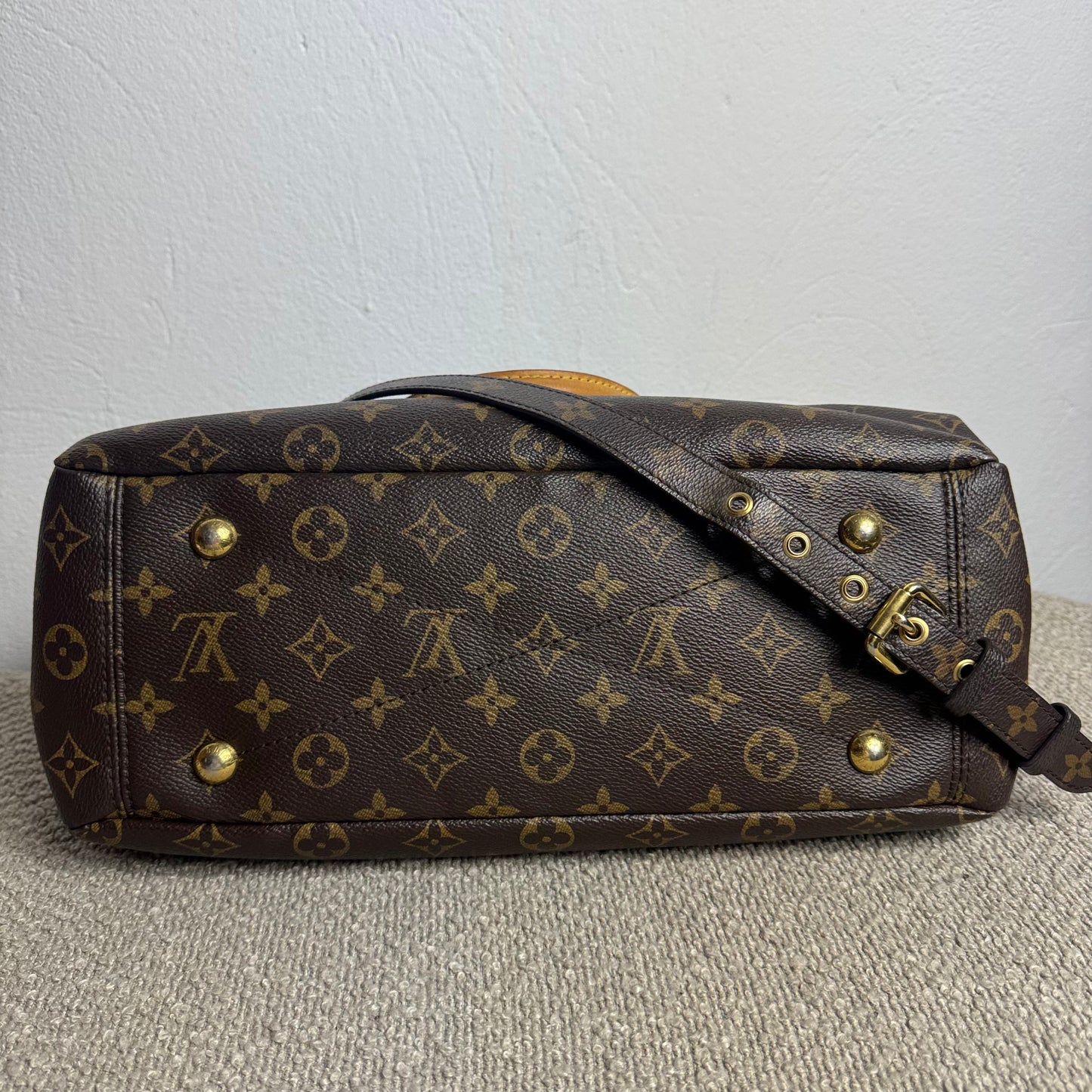 Louis Vuitton Pallas Monogram