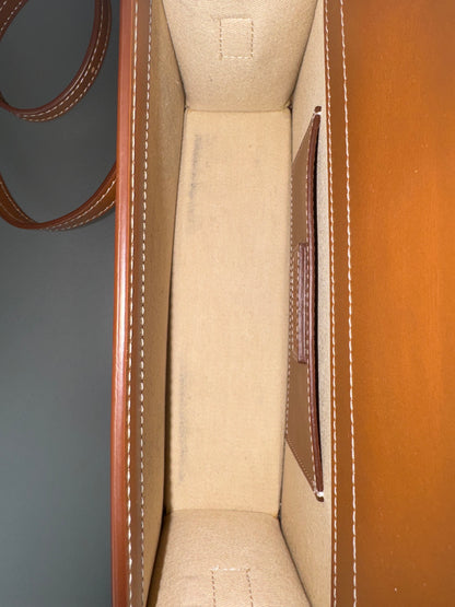 Jacquemus Le Bambino – Braun