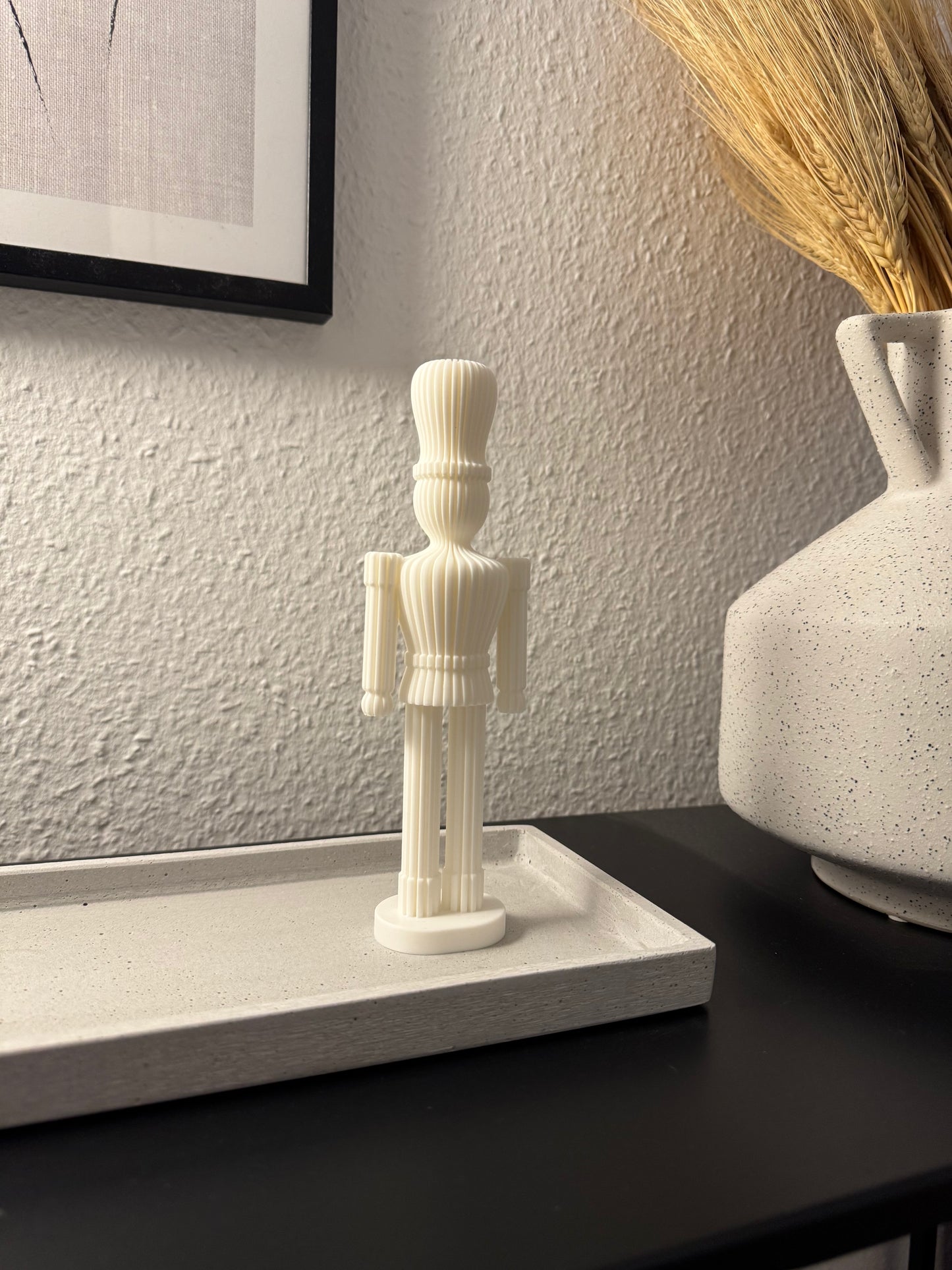 Minimalistischer 3D Nussknacker