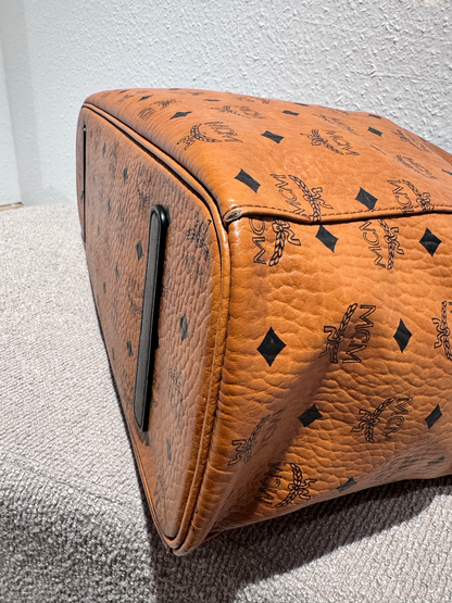 MCM Wendeshopper – Visetos / Universe Design