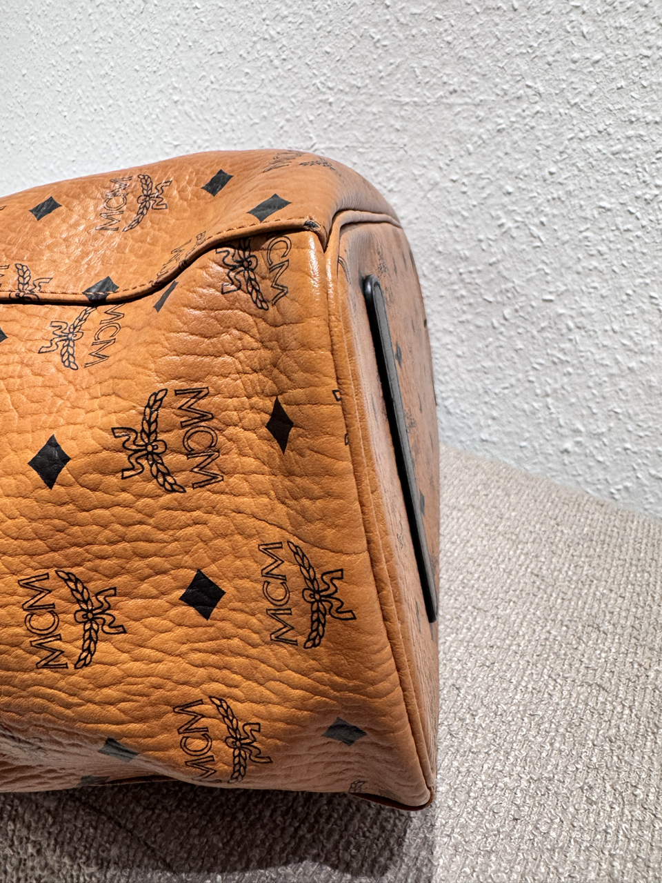 MCM Wendeshopper – Visetos / Universe Design