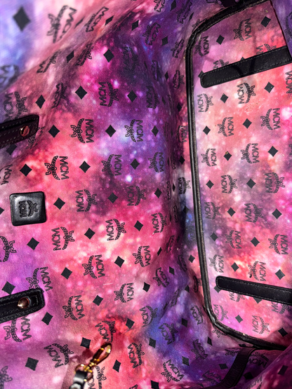 MCM Wendeshopper – Visetos / Universe Design