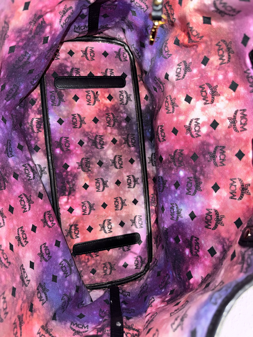 MCM Wendeshopper – Visetos / Universe Design