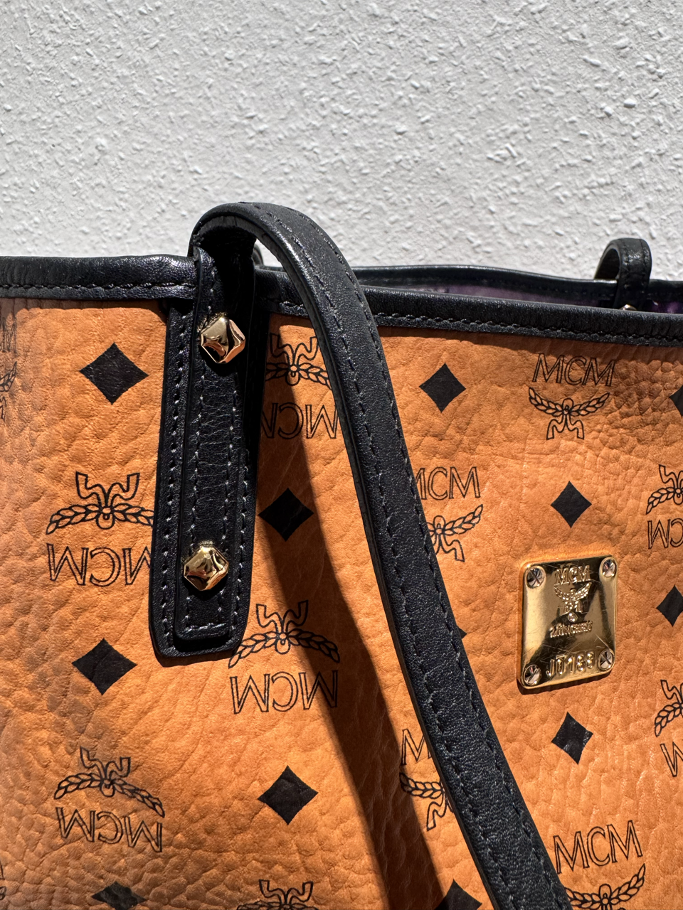 MCM Wendeshopper – Visetos / Universe Design