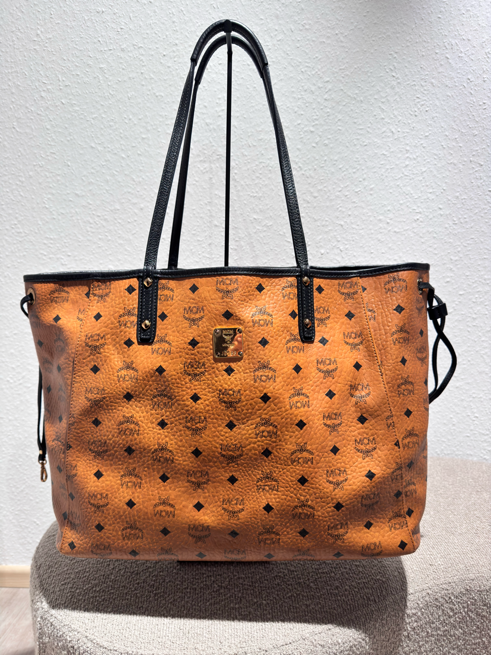 MCM Wendeshopper – Visetos / Universe Design