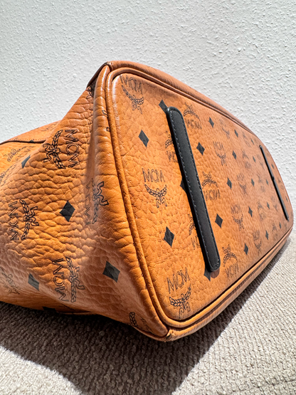 MCM Wendeshopper – Visetos / Universe Design