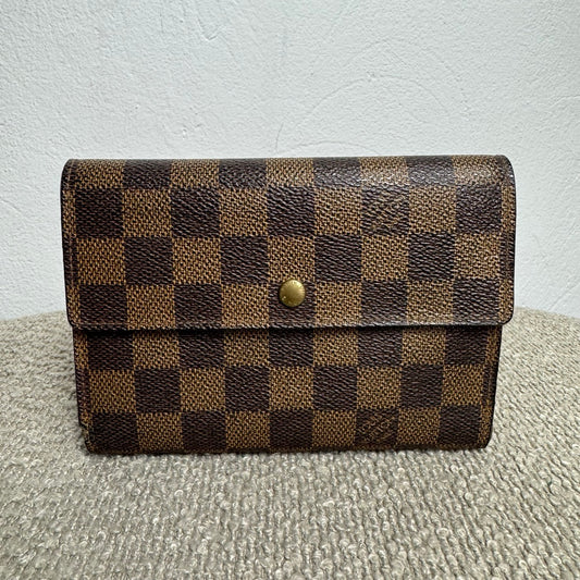Louis Vuitton Trifold Geldbeutel – Damier Ebene