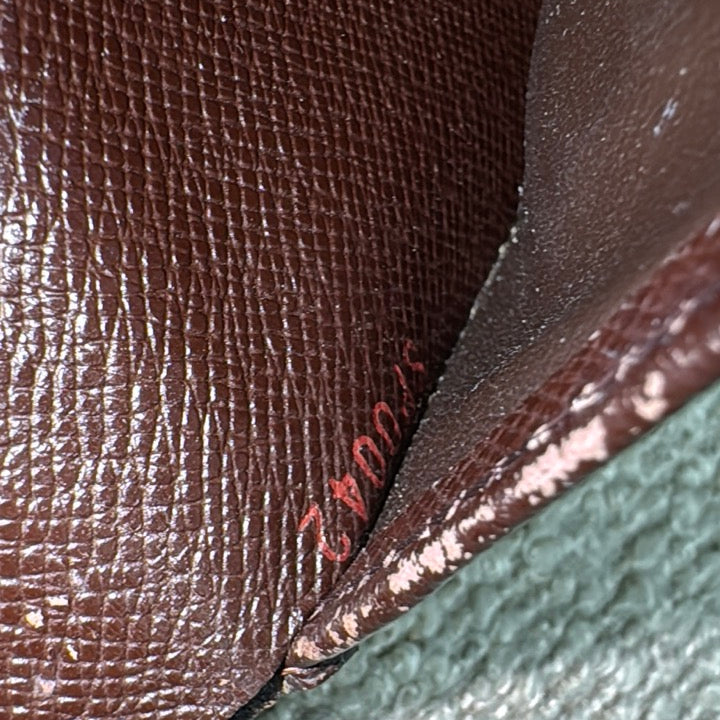 Louis Vuitton Trifold Geldbeutel – Damier Ebene