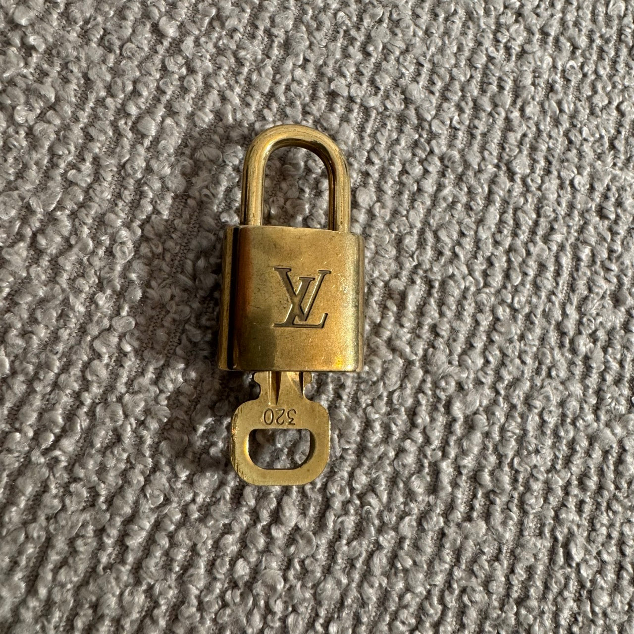 Louis Vuitton Schloss (Padlock) – Original Ersatzschloss